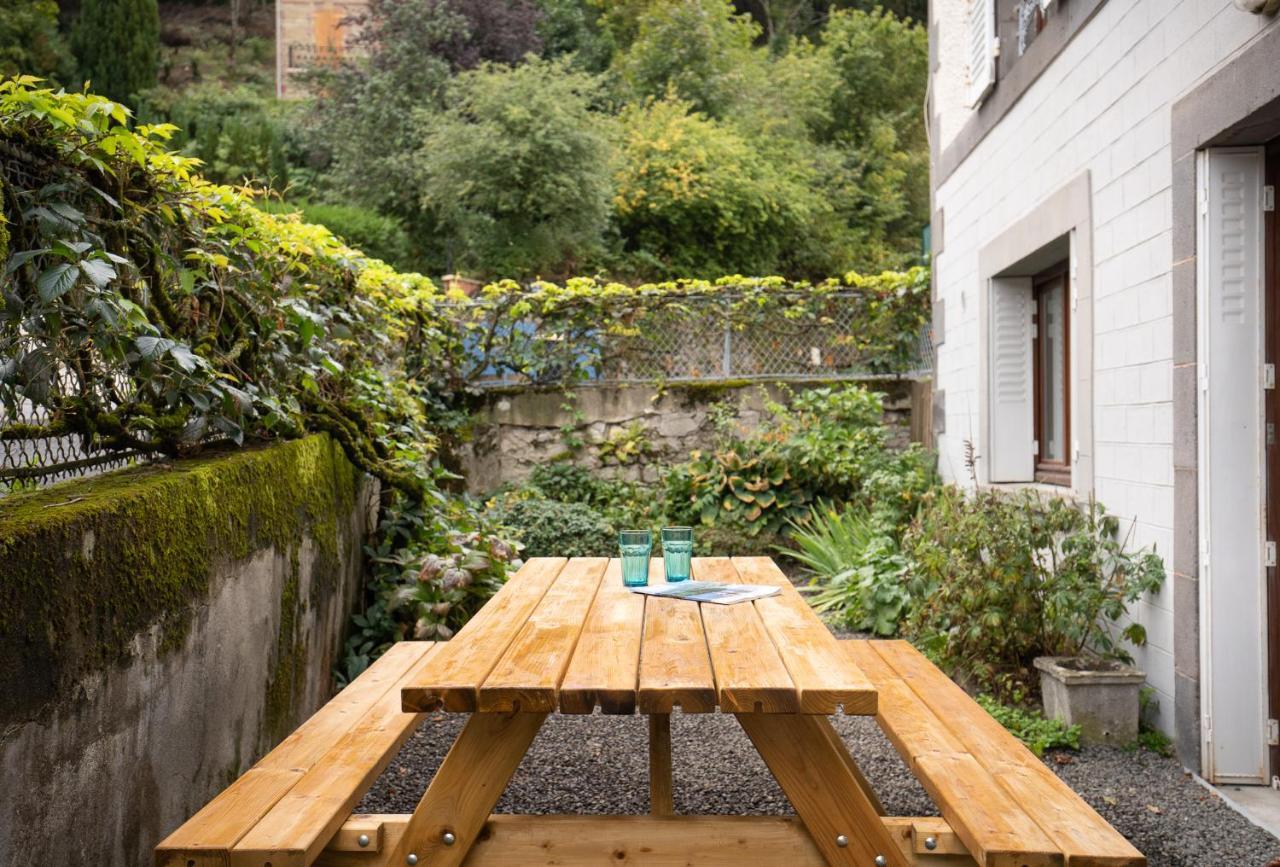 L'Ekrin Des Bains Apartamento La Bourboule Exterior foto